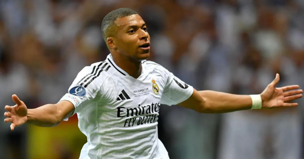 Mbappé scores on debut to help Real Madrid lift Super Cup